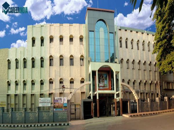 21. ಶೇಷಾದ್ರಿಪುರಂ ಕಾಲೇಜ್ , ಬೆಂಗಳೂರು