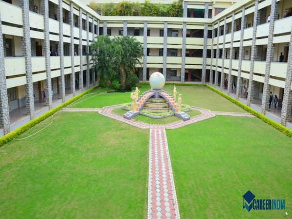 4. ಕ್ರಿಸ್ಟ್ ಕಾಲೇಜ್, ಬೆಂಗಳೂರು