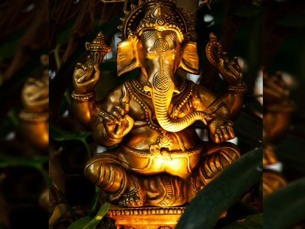 2. ದೇವರಿಗೆ ದೀಪ