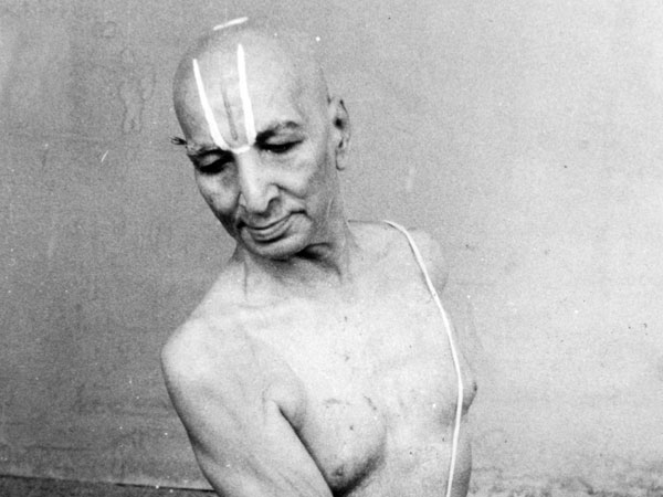 ತಿರುಮಲೈ ಕೃಷ್ಣಮಾಚಾರ್ಯ (1888-1989) :