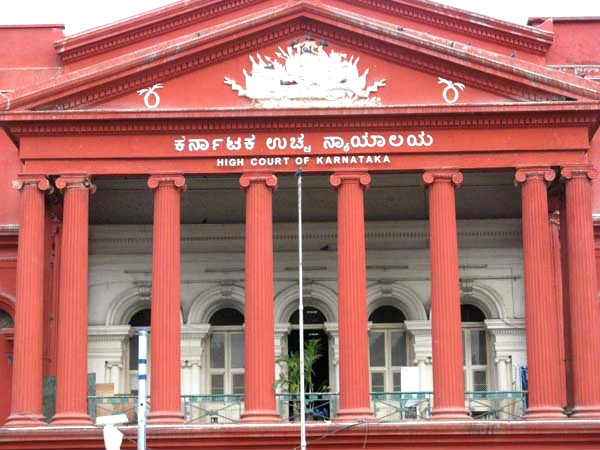 ಎಸ್ಎಸ್ಎಲ್ಸಿ ಪರೀಕ್ಷೆ ನಿಗದಿತ ದಿನಾಂಕಕ್ಕೆ ನಡೆಯಲಿದೆ : ಹೈಕೋರ್ಟ್ ಎಸ್ಎಸ್ಎಲ್ಸಿ ಪರೀಕ್ಷೆ ನಿಗದಿತ ದಿನಾಂಕಕ್ಕೆ ನಡೆಯಲಿದೆ : ಹೈಕೋರ್ಟ್