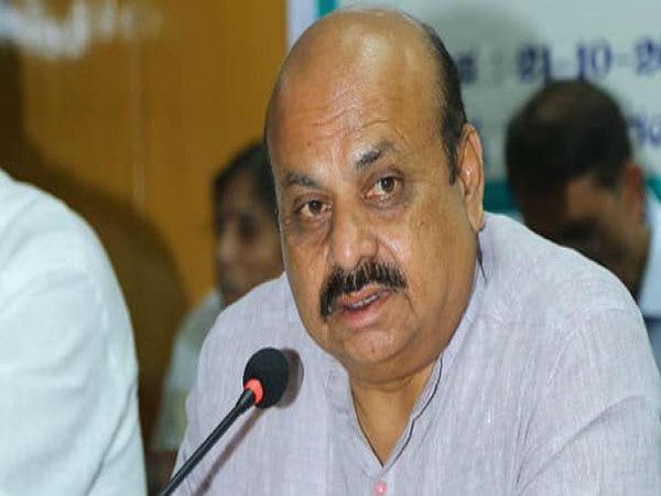 ಕರ್ನಾಟಕದಲ್ಲಿ ಪ್ರಾಥಮಿಕ ಶಾಲೆ ಆರಂಭದ ಕುರಿತು ನಿರ್ಧಾರ ಕೈಗೊಂಡಿಲ್ಲ : ಬೊಮ್ಮಾಯಿ ಕರ್ನಾಟಕದಲ್ಲಿ ಪ್ರಾಥಮಿಕ ಶಾಲೆ ಆರಂಭದ ಕುರಿತು ನಿರ್ಧಾರ ಕೈಗೊಂಡಿಲ್ಲ : ಬೊಮ್ಮಾಯಿ