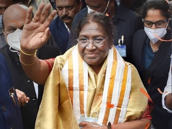 ಭಾರತದ ನೂತನ ರಾಷ್ಟ್ರಪತಿ ದ್ರೌಪದಿ ಮುರ್ಮು ಬಗ್ಗೆ ಆಸಕ್ತಿದಾಯಕ ಸಂಗತಿಗಳು ಭಾರತದ ನೂತನ ರಾಷ್ಟ್ರಪತಿ ದ್ರೌಪದಿ ಮುರ್ಮು ಬಗ್ಗೆ ಆಸಕ್ತಿದಾಯಕ ಸಂಗತಿಗಳು